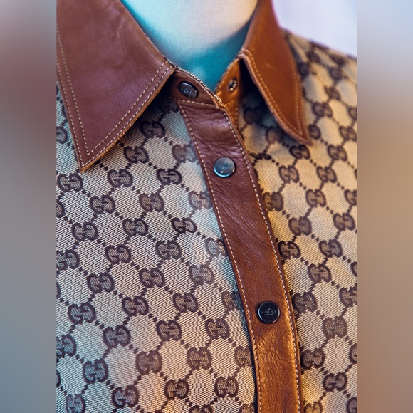 Vintage Tom Ford auth- Gucci Vintage Tom Ford Monogramed top - Picture 3 of 8